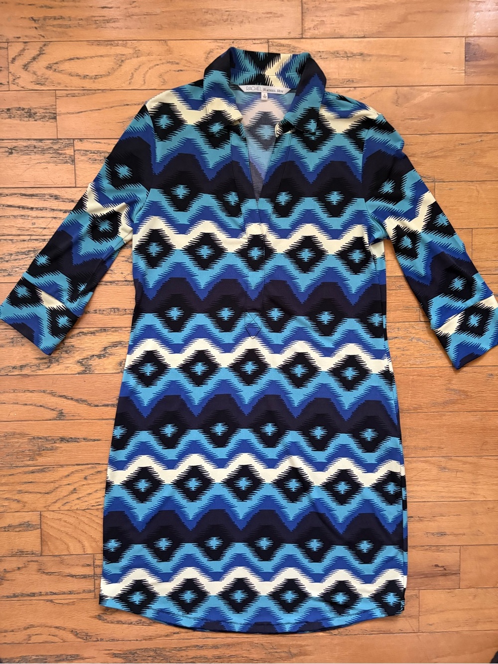 RACHEL Rachel Roy Blue and Cream Geometric Knee Length Dress